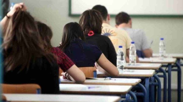 Πώς θα πρέπει να πηγαίνουν προετοιμασμένοι για τον έλεγχο οι γονείς στο σχολείο! (Βιντεο)