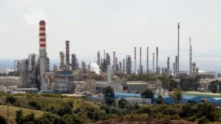 Motor Oil: Η ανακοίνωση μετά την ισχυρή έκρηξη – Ώρες αγωνίας για τους δύο διασωληνωμένους, 43 και 50 ετών