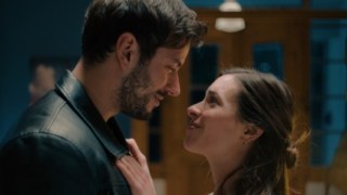 Μπλε Ώρες (8/10): Σοκ και συντριβή για τον Άγγελο – Η Εύα του αποκαλύπτει γιατί έκανε την έκτρωση