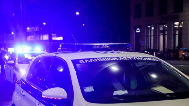 Συναγερμός στον Χολαργό: Διακοπή κυκλοφορίας στην οδό Καρπάθου λόγω καθίζησης του οδοστρώματος