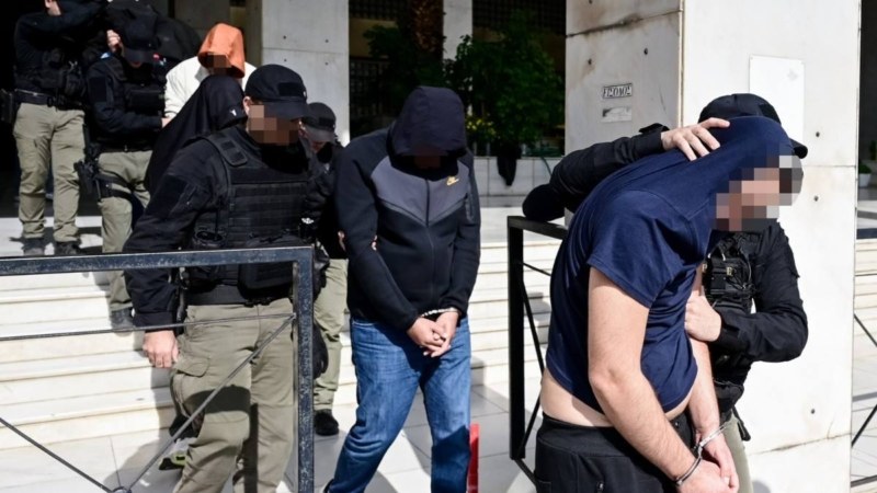 Pizza Fan: Ελεύθεροι με όρους οι τρεις κατηγορούμενοι – Τι είπαν για τον παράνομο μηχανισμό
