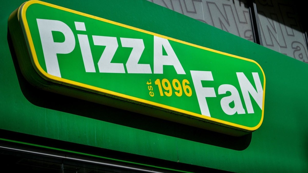 Pizza Fan: Τι συμβαίνει με την εταιρεία – Οι 2.500 εργαζόμενοι, τα δεδουλευμένα και το ενδεχόμενο εξαγοράς