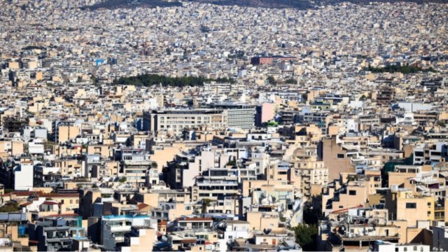 Στεγαστική κρίση: Τα 500 εκατ. ευρώ για ανακαινίσεις και η μάχη για περισσότερα σπίτια