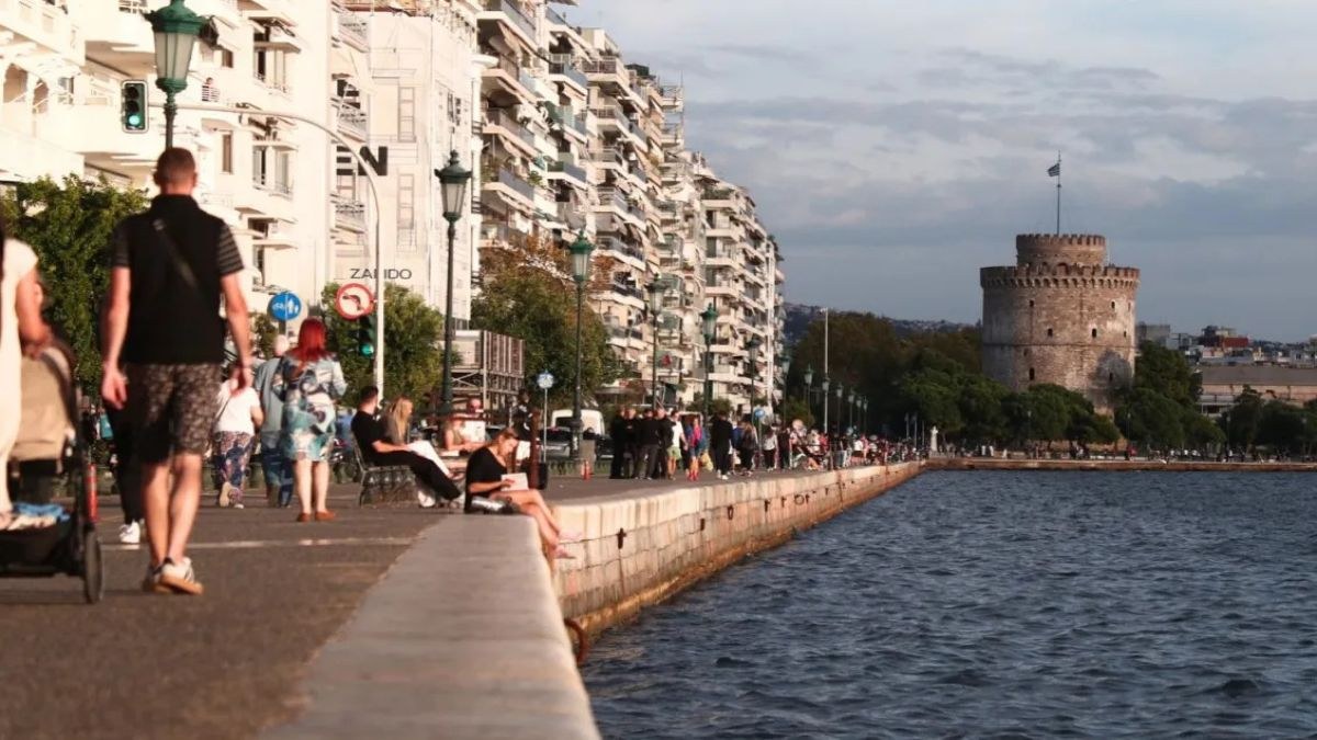 Φρίκη στη Θεσσαλονίκη: 41χρονος Πακιστανός κατήγγειλε ομαδικό βιασμό από έξι άνδρες – Τον πέταξαν στον Θερμαϊκό